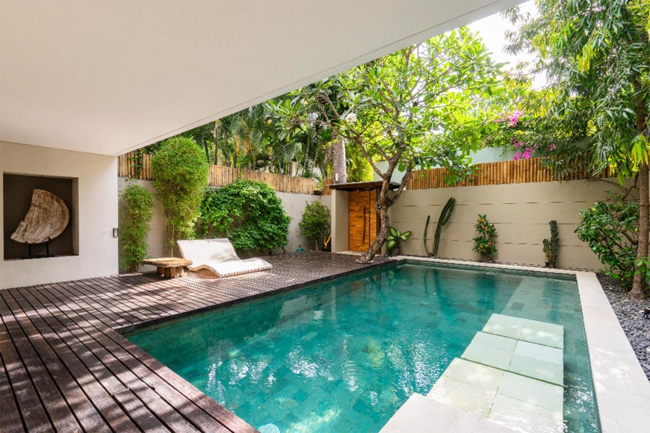 Villa Athena เซมินยัค ภายนอก รูปภาพ